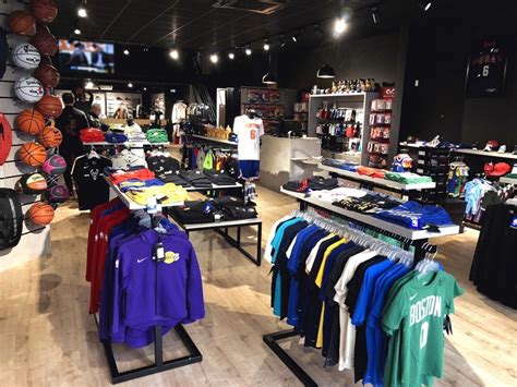magasin usine vetement sport